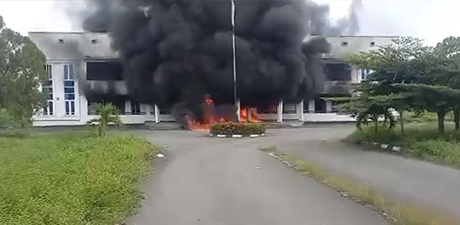 Rivers State: Ikwerre LGA Secretariat Set on Fire Amid Tensions 