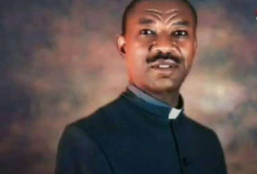 Fireworks: Priest allegedly shooting a young boy dead in Nigeria