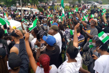 Protesters Storm Abuja Court as Police Arraign Omoyele Sowore for Calling Egbetokun ‘Illegal IGP’