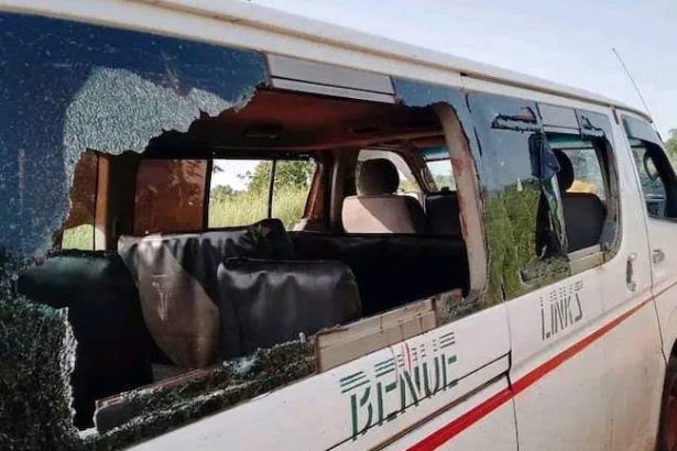 Gunmen Attack Benue Links Bus in Otukpo, Kill Driver and Passenger, Abduct 13 Others