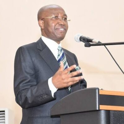 Olanipekun Offers FUOYE Law Students Scholarships
